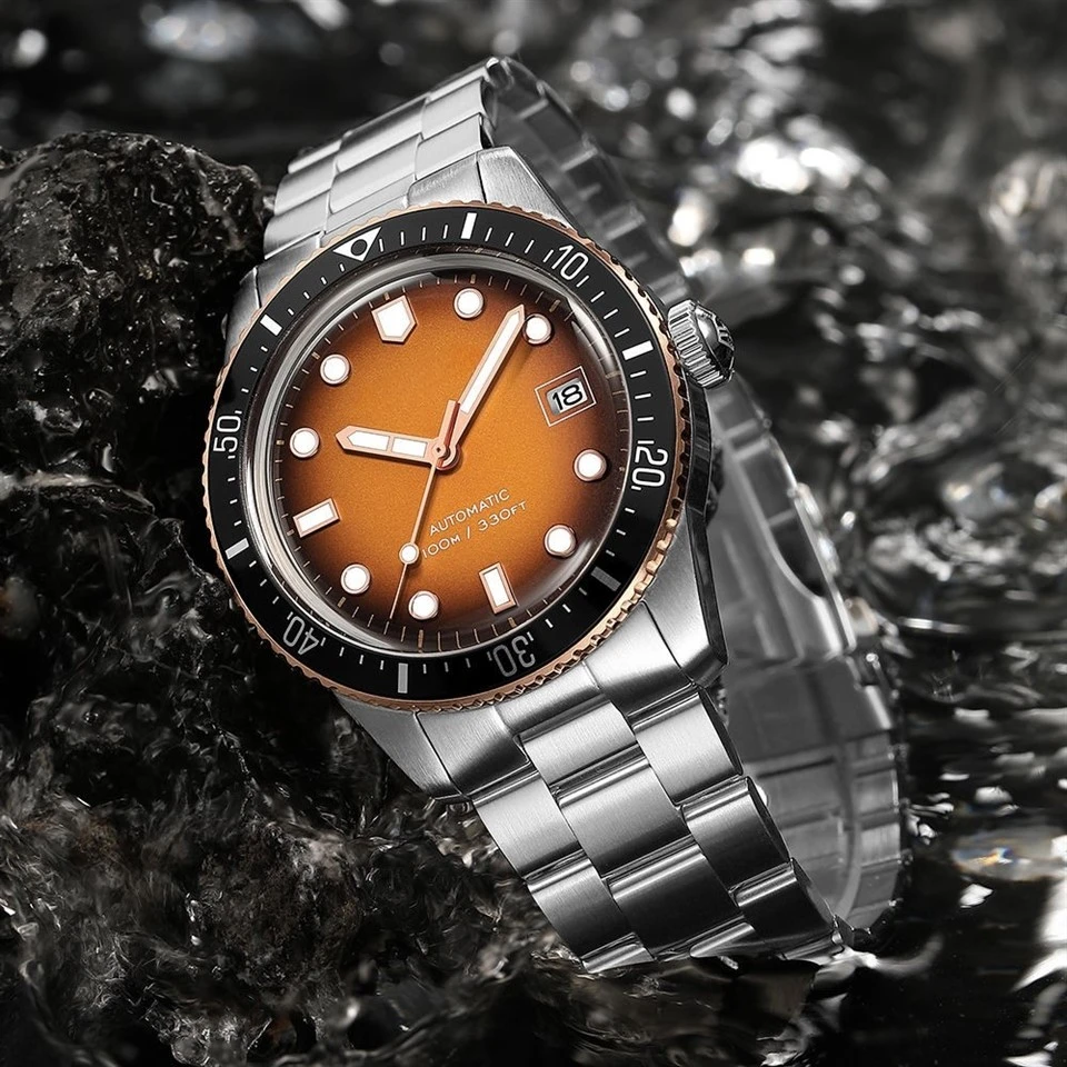 dive automatic watch